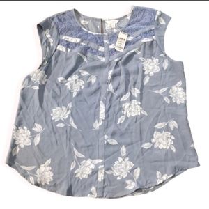 New! Floral top